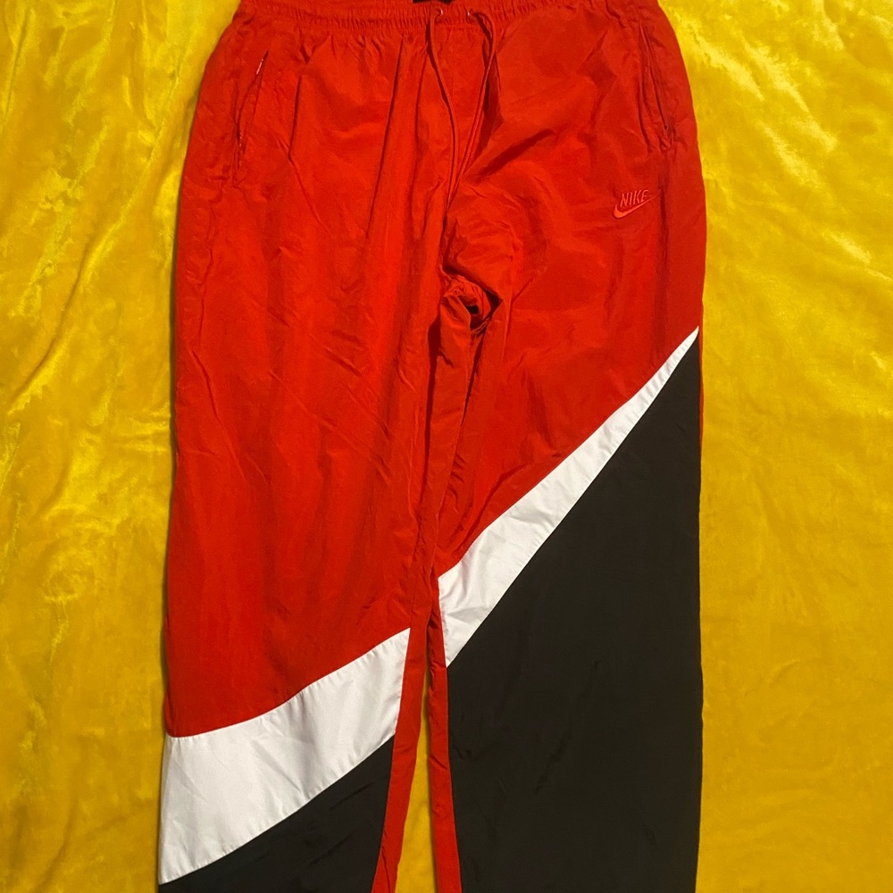 Nike windbreaker pants XL